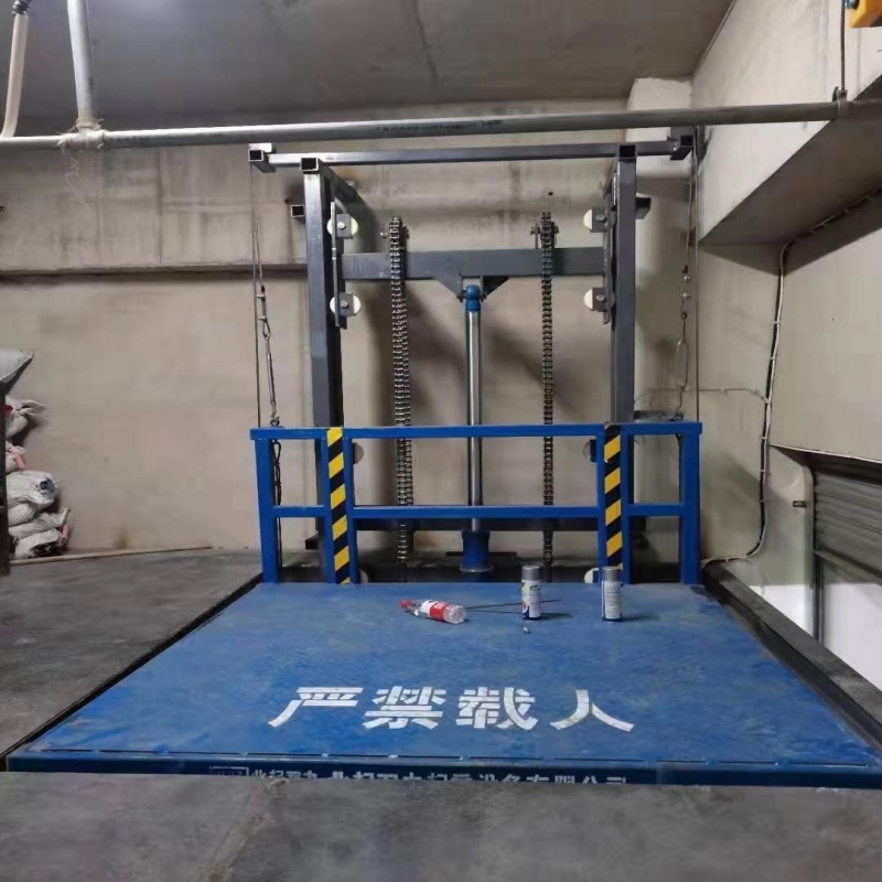 单轨液压货梯